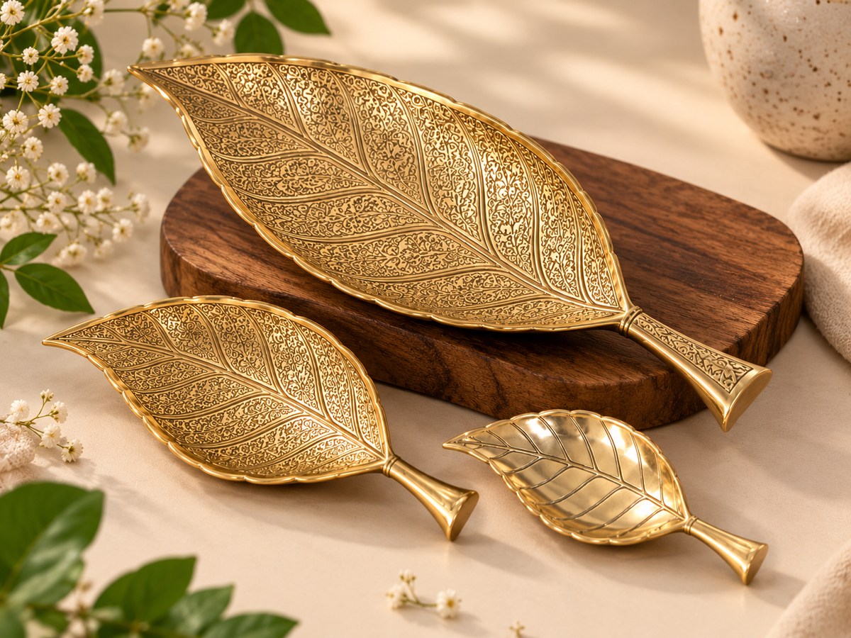 Brass Leaf-Shaped Decorative Tray Set (Set of 3)